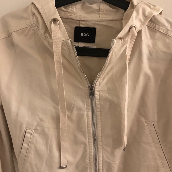 NWOT Cropped Jacket 🧥 - Picture 2 of 3